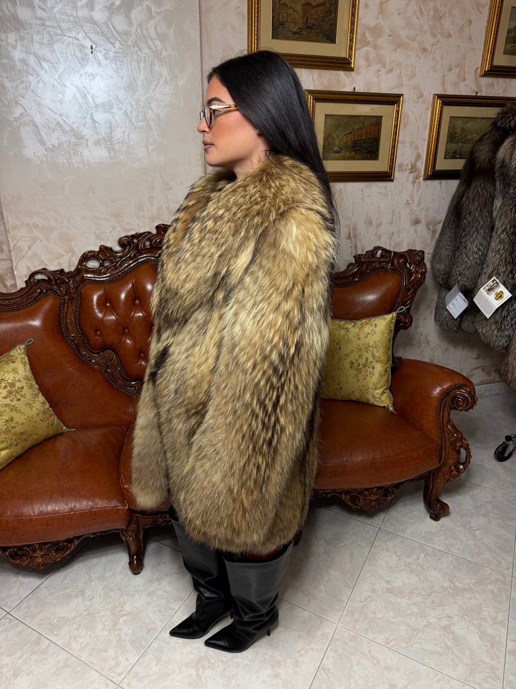 Marderhundpelzjacke