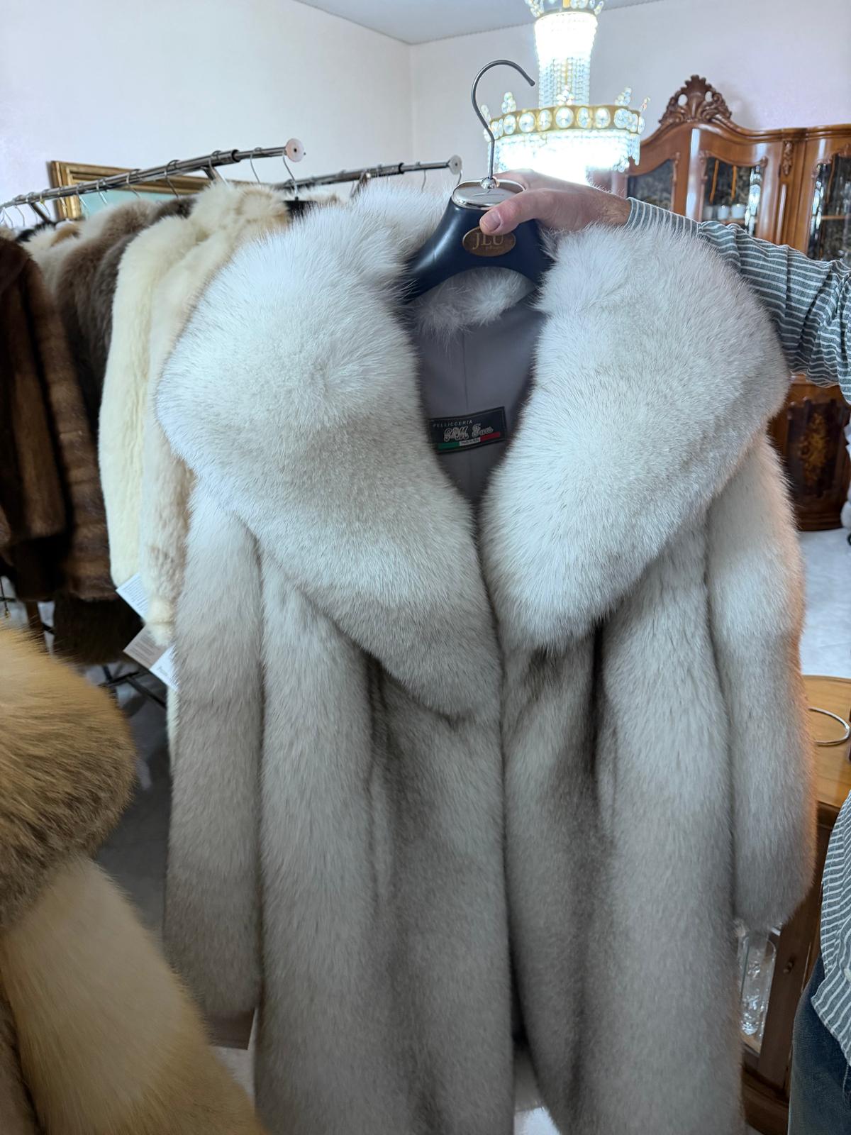 Veste en fourrure de renard doré